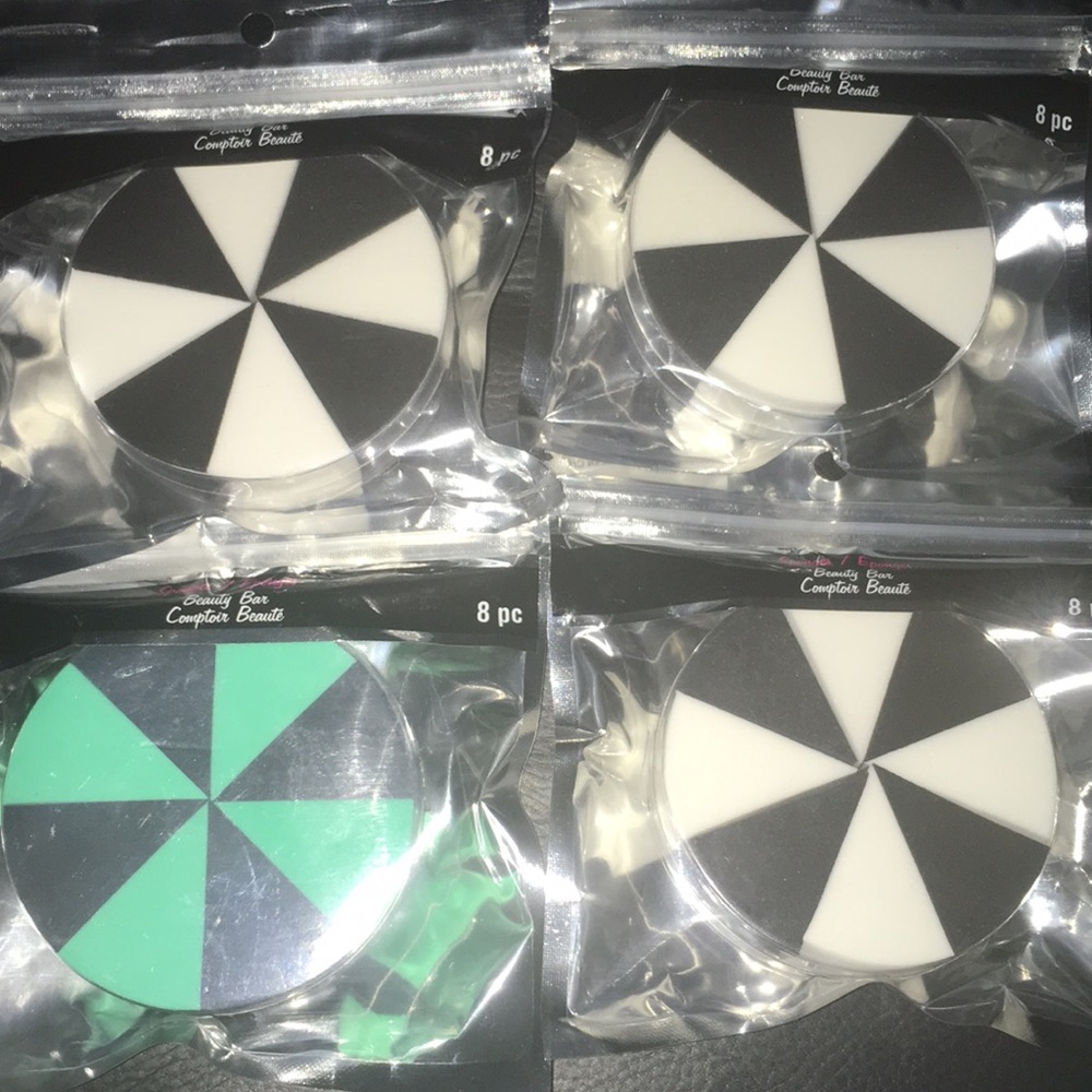 Triangle sponges